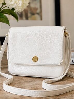 Panache by Ganson White Vintage Crossbody Shoulder Bag Hong Kong Pebbled Gold